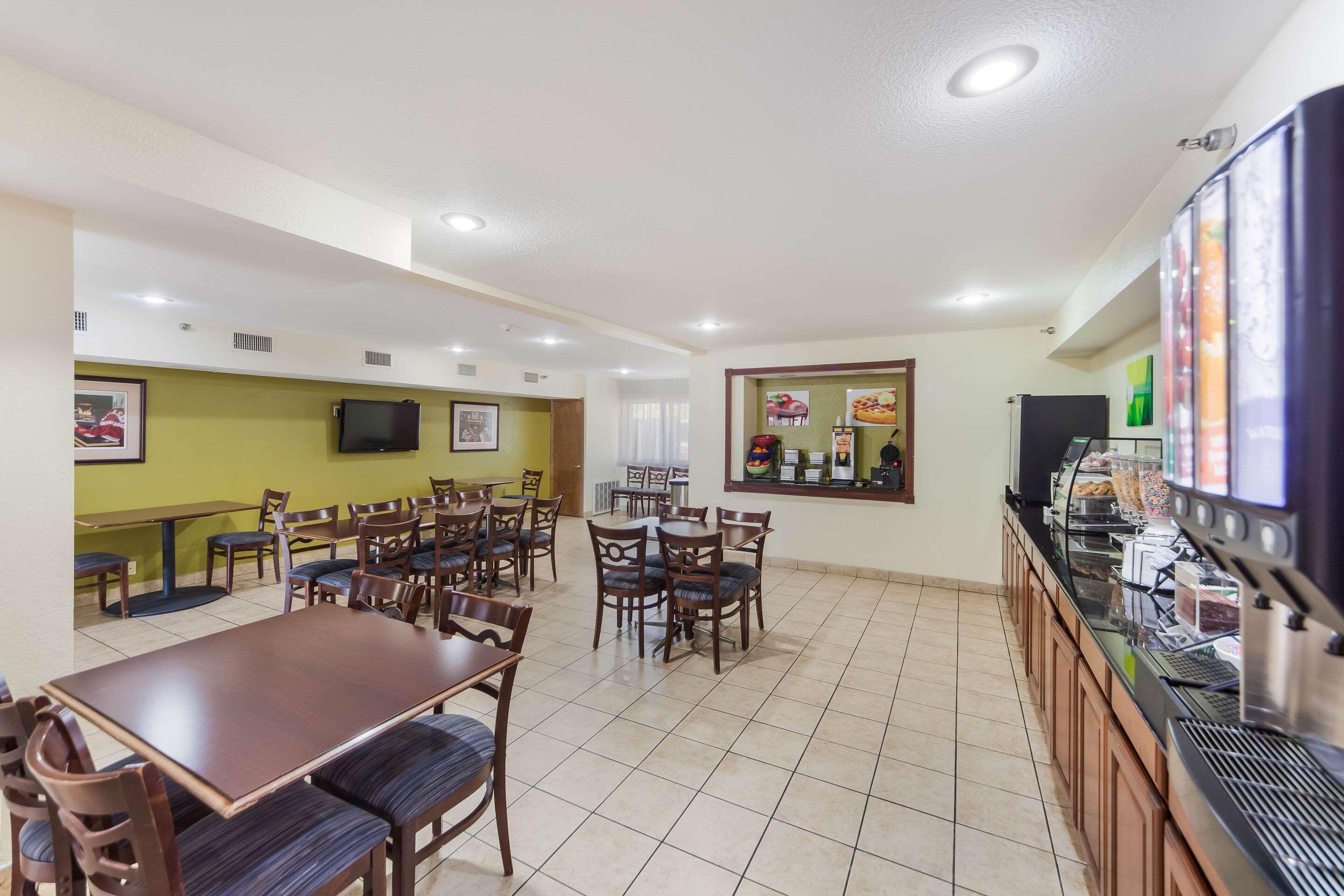 Quality Inn Lincoln Cornhusker Exterior foto